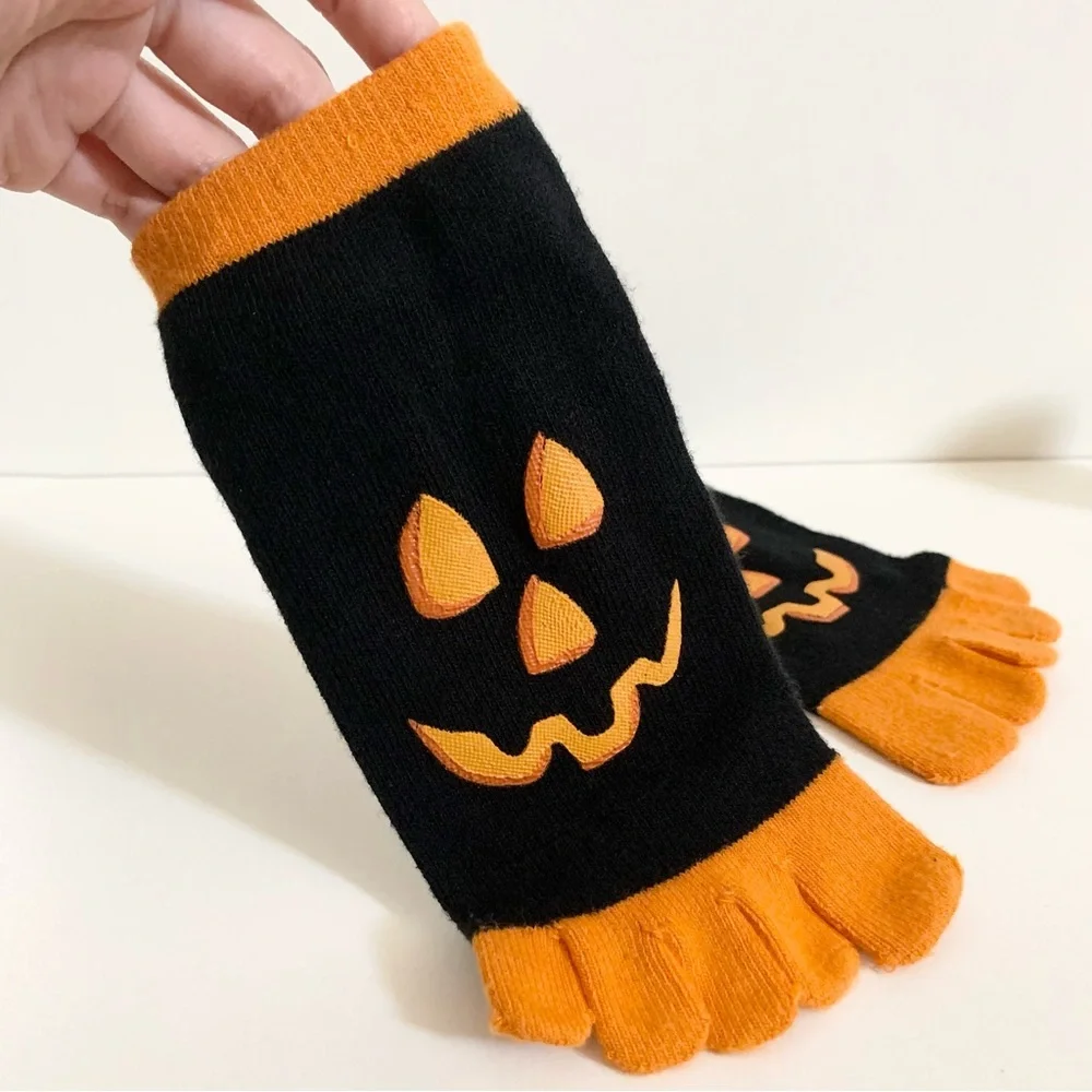 New Vintage Jack o’ lantern toe socks Halloween